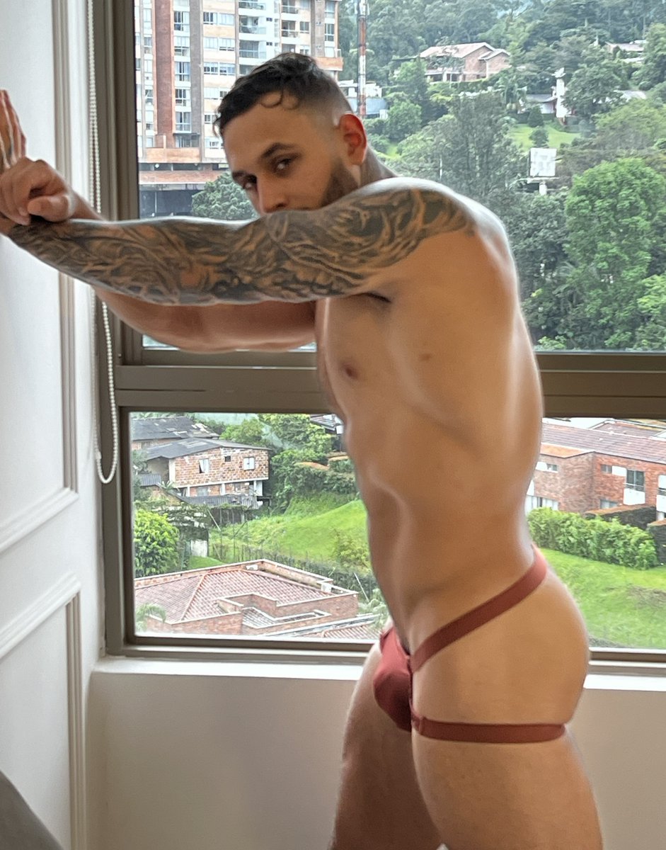 MikeBelle_ tweet media