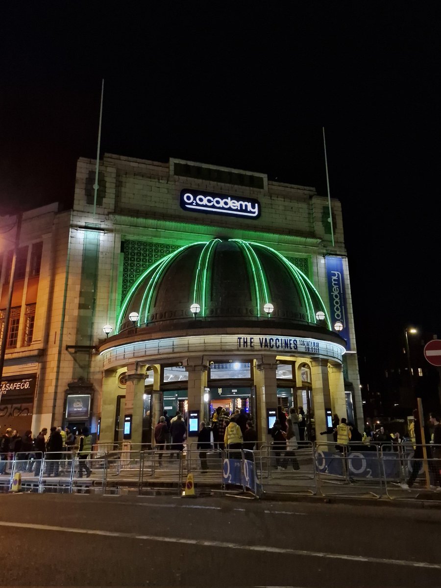 Mind the Blog tweet media