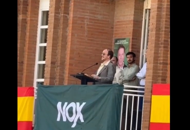 Vayan a ver "Torrente presidente". Dos horas sin parar de reír. Y sales con unas ganas tremendas de votar a Nox. Esta película sería imposible con cualquier otro partido