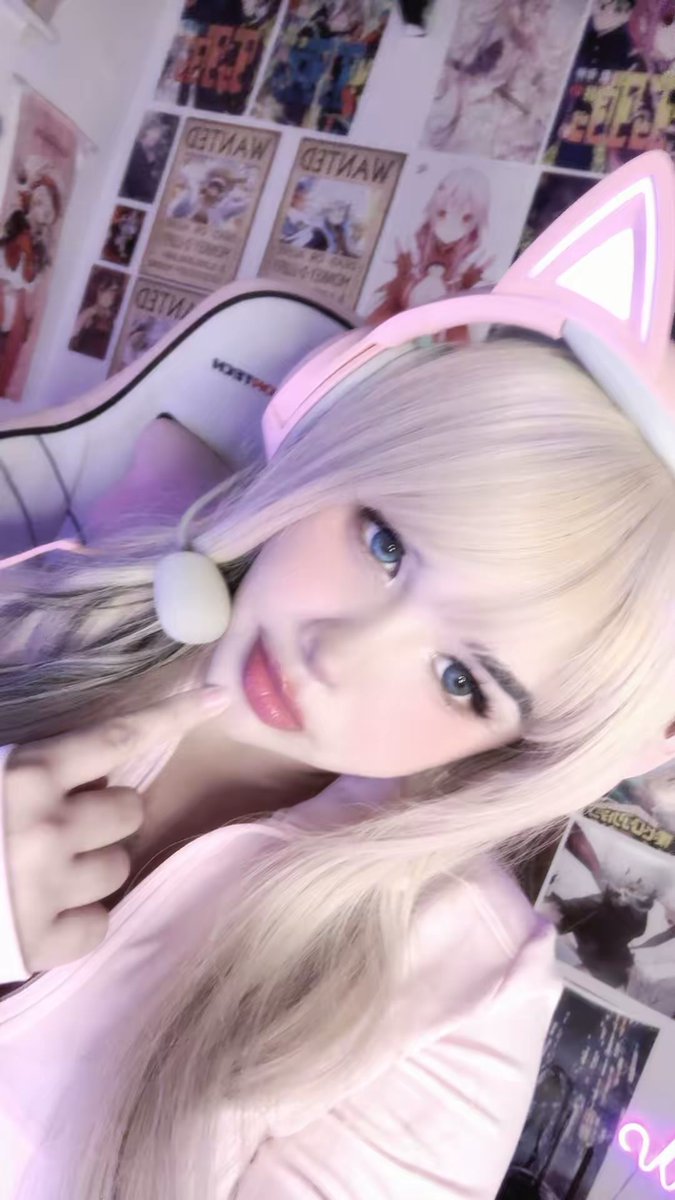 nessa ♡ tweet media