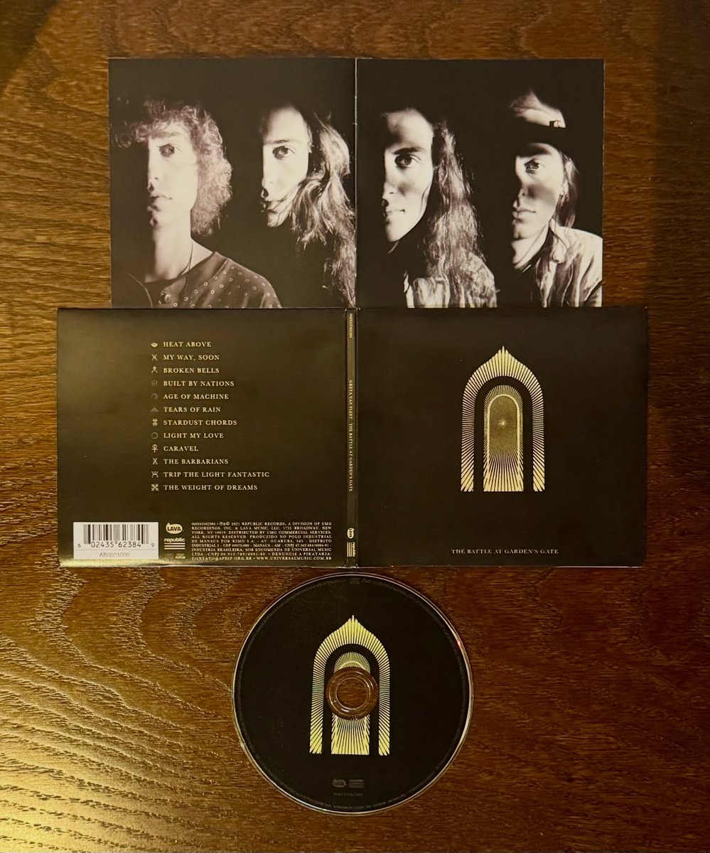 franzoian's tweet photo. Another one for the collection!
CD💿
Greta Van Fleet
The Battle At Garden’s Gate
#gretavanfleet
#thebattleatgardensgate
#cdcollector
#cdcollections
#cdcollectors
#cdcommunity
#cdcollecting
#compactdisccollector
#cdporn
#cdjunkie
#cdlover
#compactdisc
#mycdcollection
#cdpost https://t.co/ZkY5dVz9RS