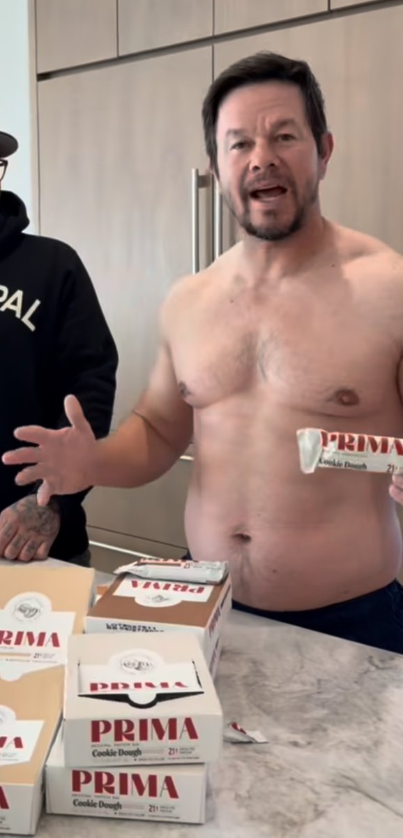 wahlbergslut's tweet photo. Mark looking beefy in his latest instagram video https://t.co/Mk2DthV6qx