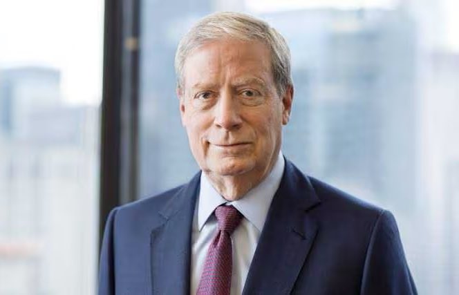 Billionaire Stanley Druckenmiller says the global payment system will run on crypto stablecoins within 15 years because they are more efficient.