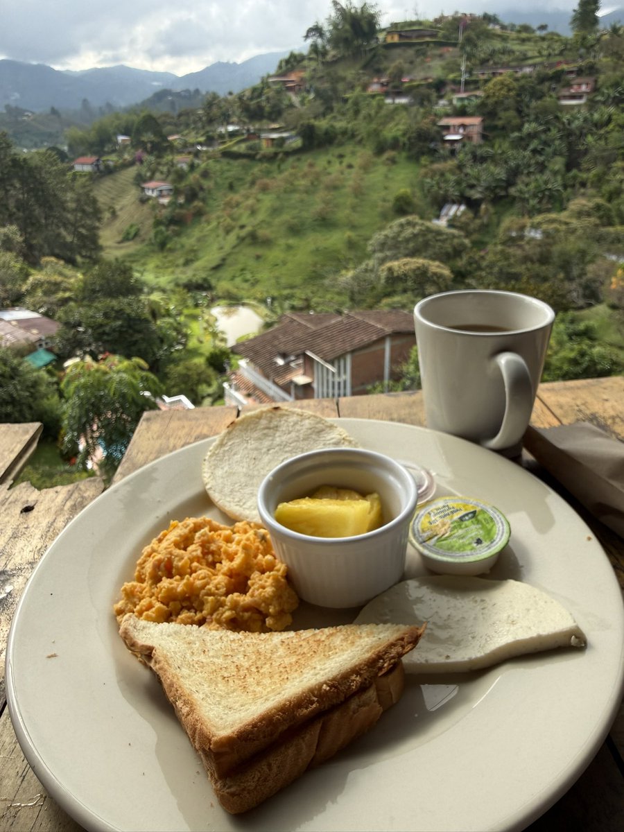 𝗝𝗼𝗻 𝗙𝗹𝗼𝗿𝗲𝘀 tweet media