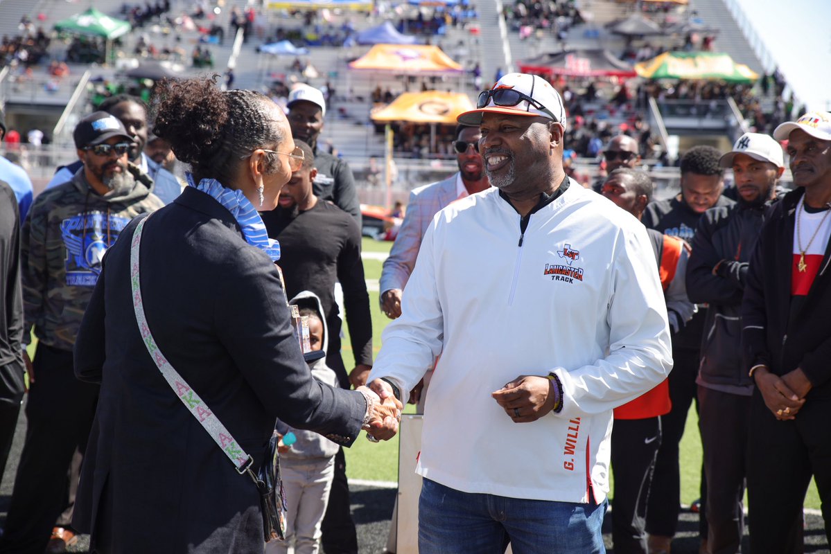 Lancaster ISD tweet media