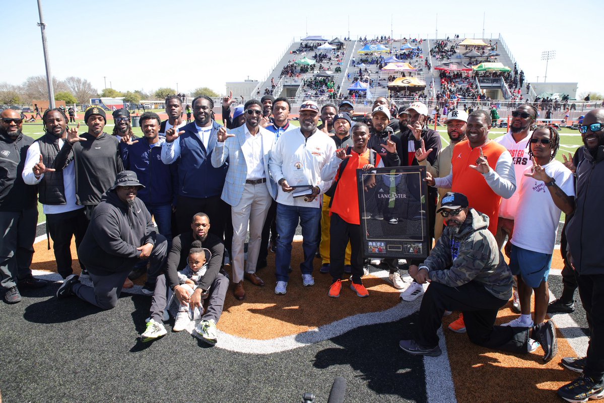 Lancaster ISD tweet media