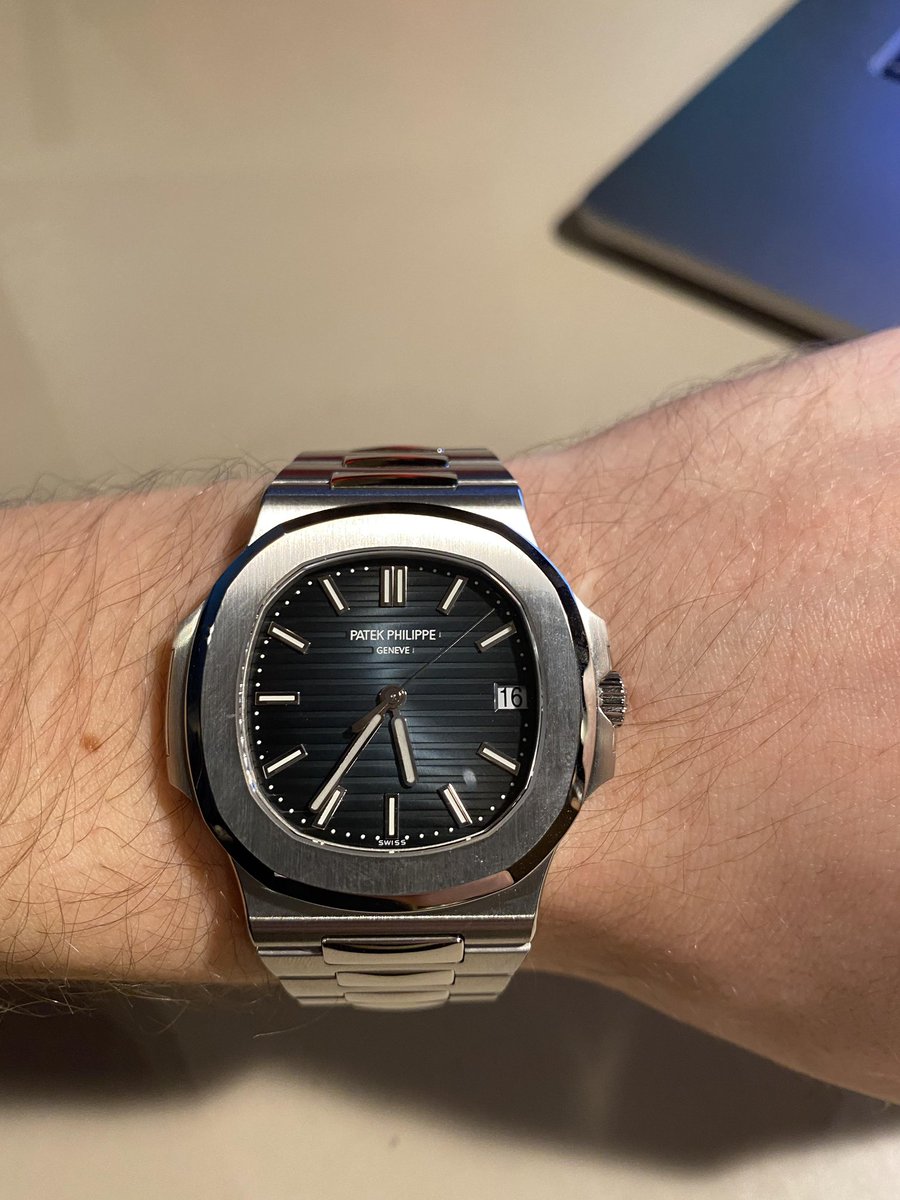 bvasconcelos70's tweet photo. @nanaziiinhaaa Patek Philippe  na minha opinião.

Mas em termos de engenharia para mim é os Jacob &amp; co https://t.co/ZR9T9b4paQ