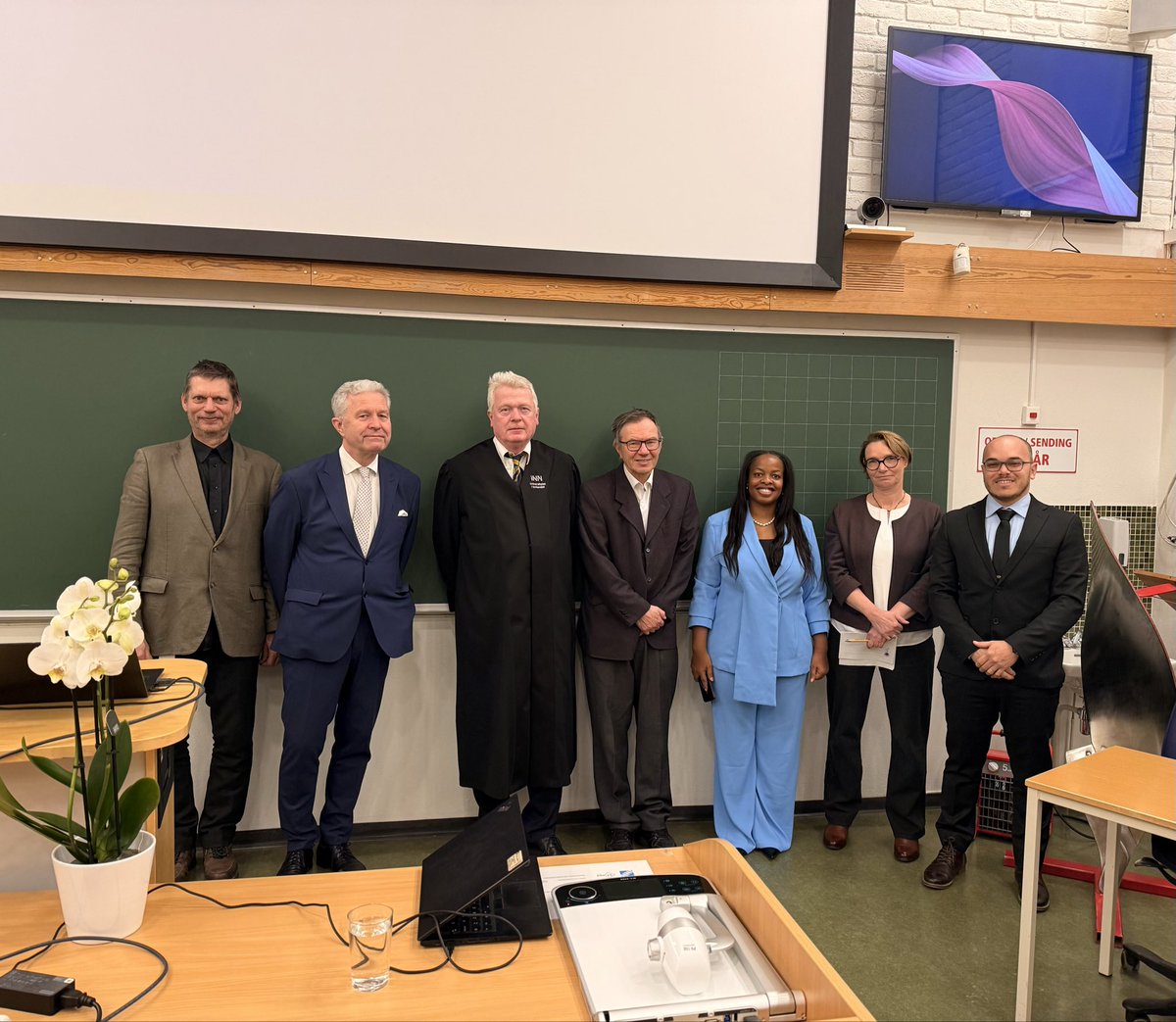 Lapyem Marvin tweet media