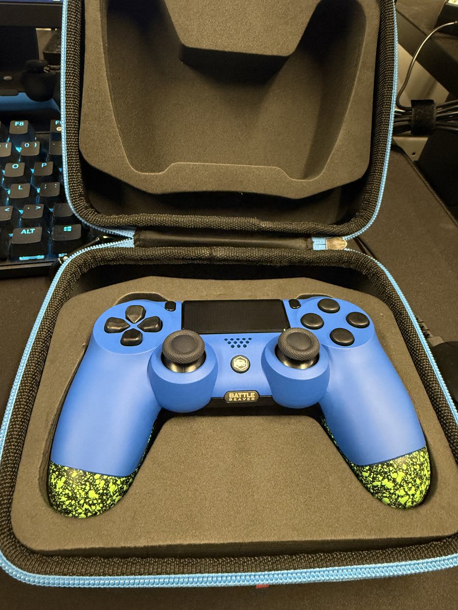 FaZe Simp tweet media