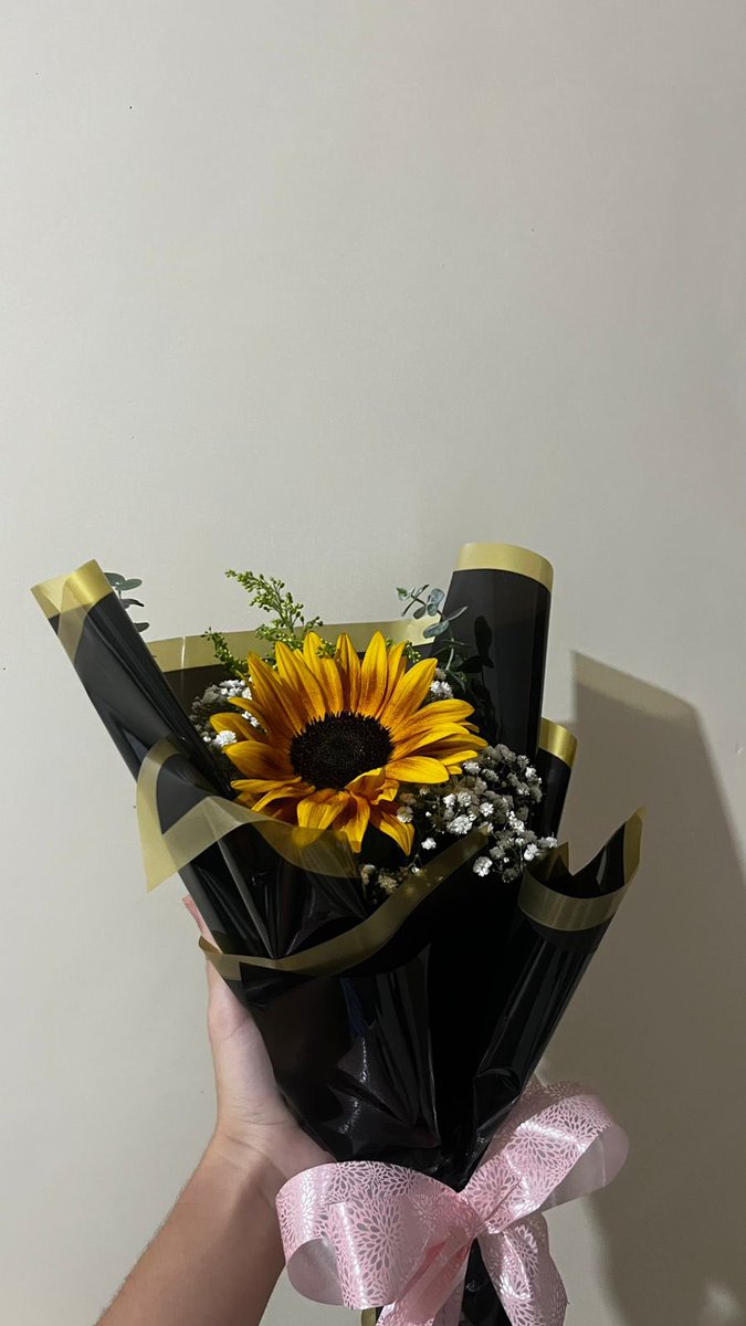 y a s 𓋹 tweet media