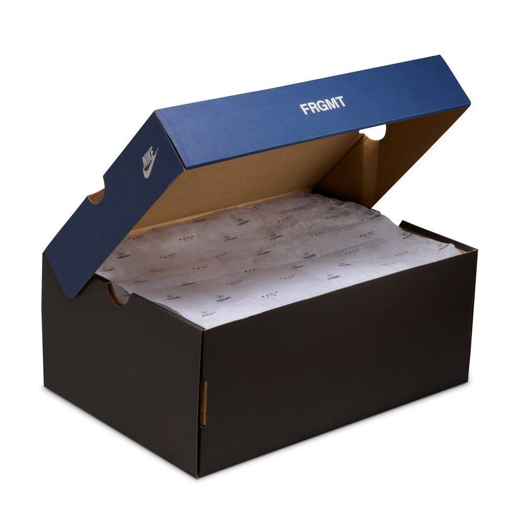 JustFreshKicks tweet media