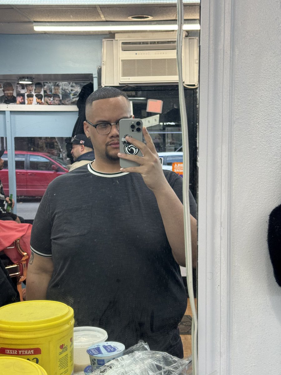 tell me i look hot!