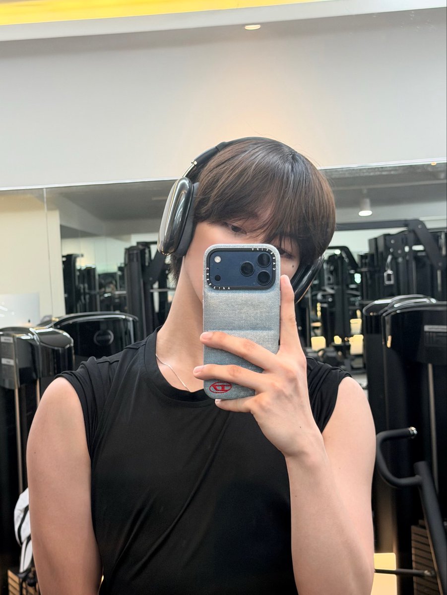 [AHOF JL WEVERSE UPDATE] 

Ah.Oh, my

🖇️ weverse.io/ahof/artist/4-…

#AHOF #아홉
#AHOF_JL #제이엘
<a href="/AHOF_official/">AHOF</a>