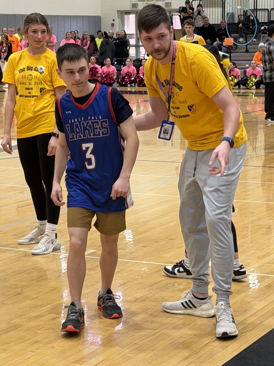 LCHSActivities tweet media