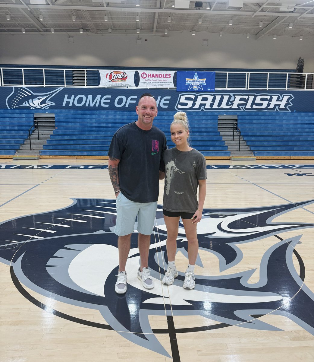 Eva Englebert tweet media