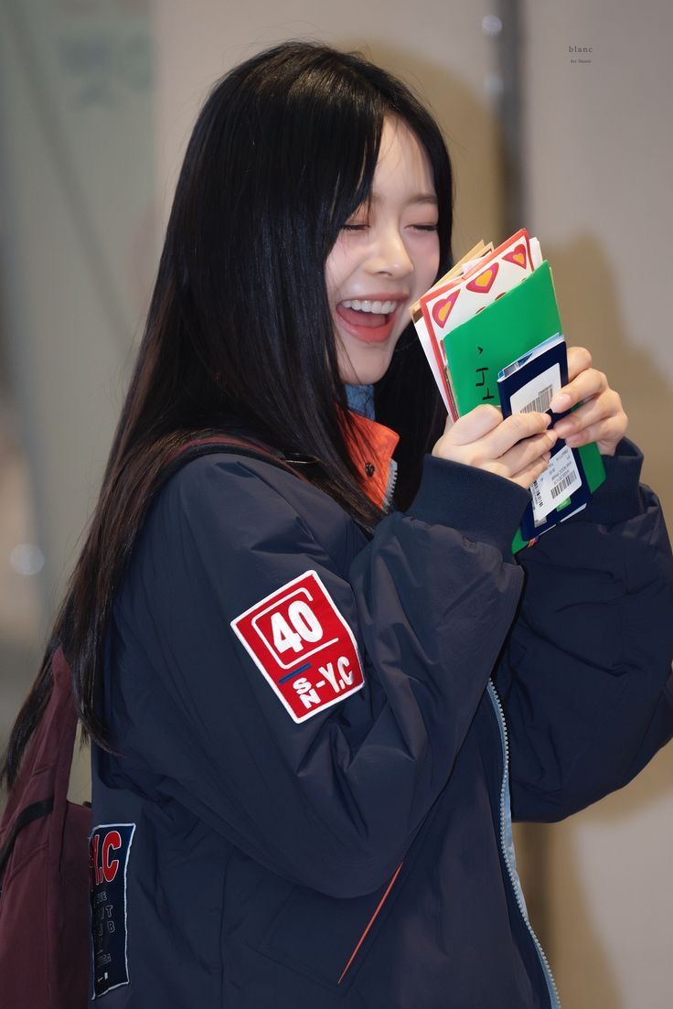 hanni ⁵ tweet media