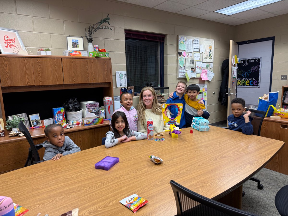 Ashley Lamorte tweet media