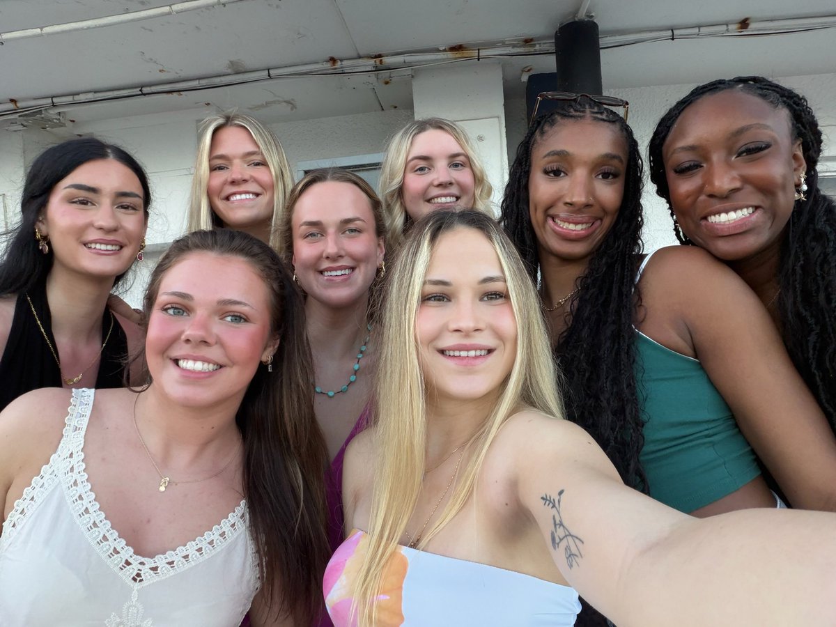 Minnesota Volleyball tweet media