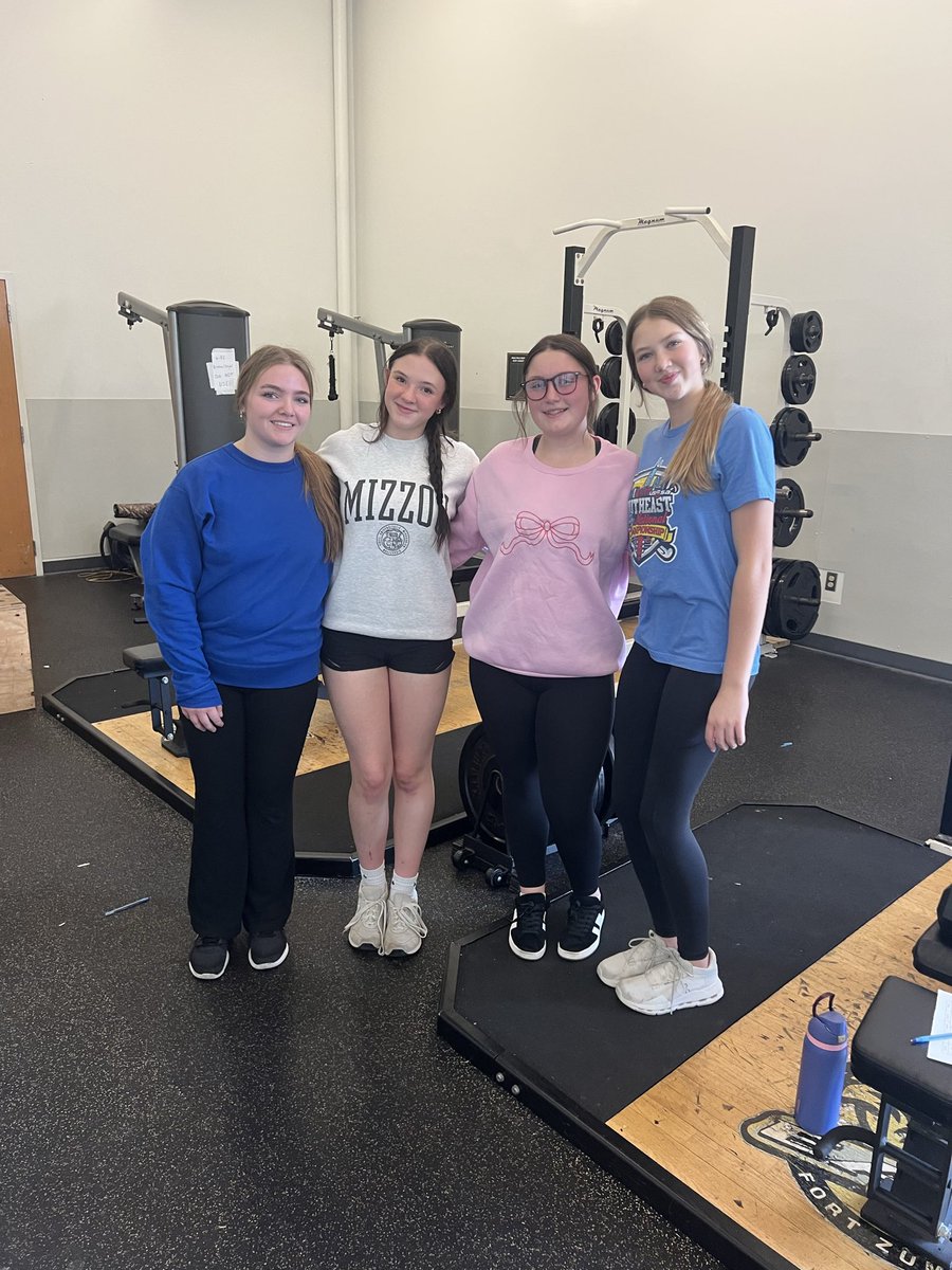 FZE Softball tweet media