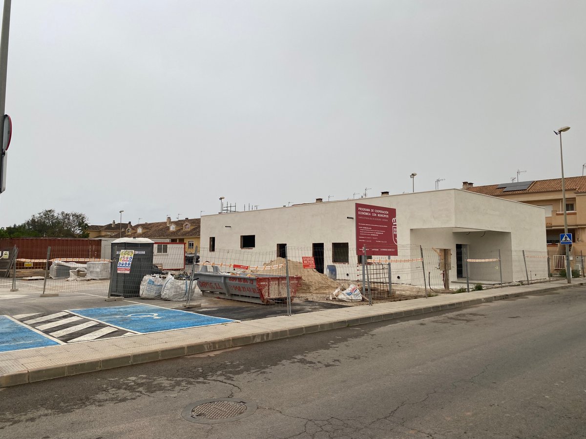 avvpsa's tweet photo. 🚓🏗️ A.VV. Polígono Santa Ana valoramos positivamente el avance del nuevo cuartel de Policía Local de Los Dolores.
📅 Inicio: 21/07/25
 📅 Fin 21/05/26
El Ayuntamiento informó de esta inversión cercana a 0.6M€
#AVVPoligonoSantaAna #Cartagena #LosDolores #PoliciaLocal https://t.co/378Td3LZaB