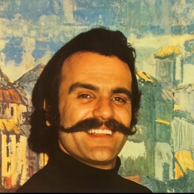 ابو لبدة من بعيد تشوفه تشي جيفارا، لما تقرّب يطلع عبدالباري عطوان. <a href="/_Marsaa/">أبو لبدة</a>