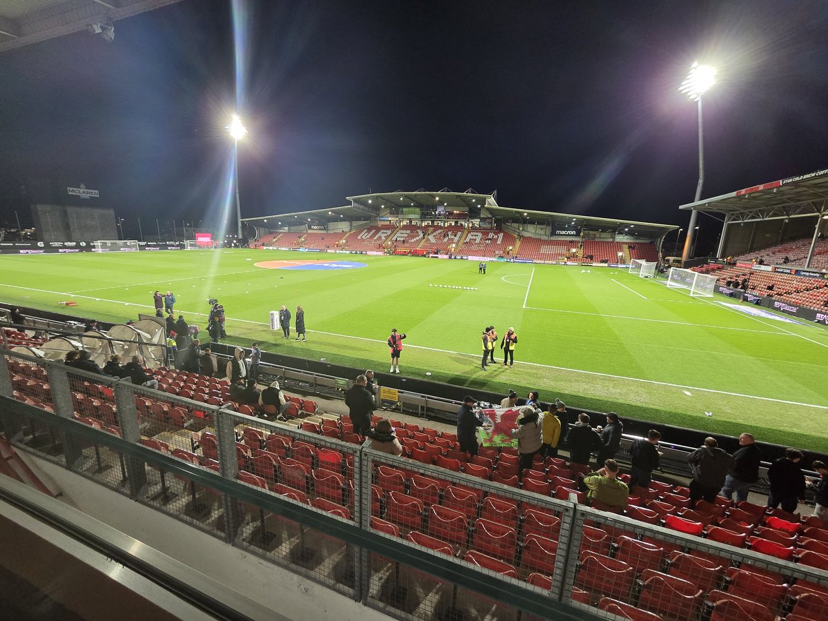 ɢᴀᴛᴇ 2 tweet media