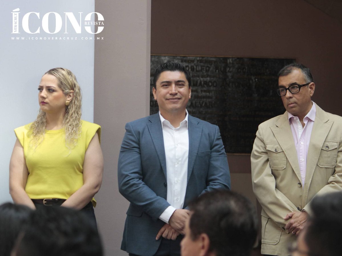 IconoVeracruz's tweet image. parte de las autoridades estuvo presente el titular de la Secretaría del Trabajo y Productividad de Veracruz (#STPSP), Luis Arturo Santiago Martínez, además de regidores del Cabildo Xalapeño. 
#Xalapa #Veracruz #Estatales #Noticias