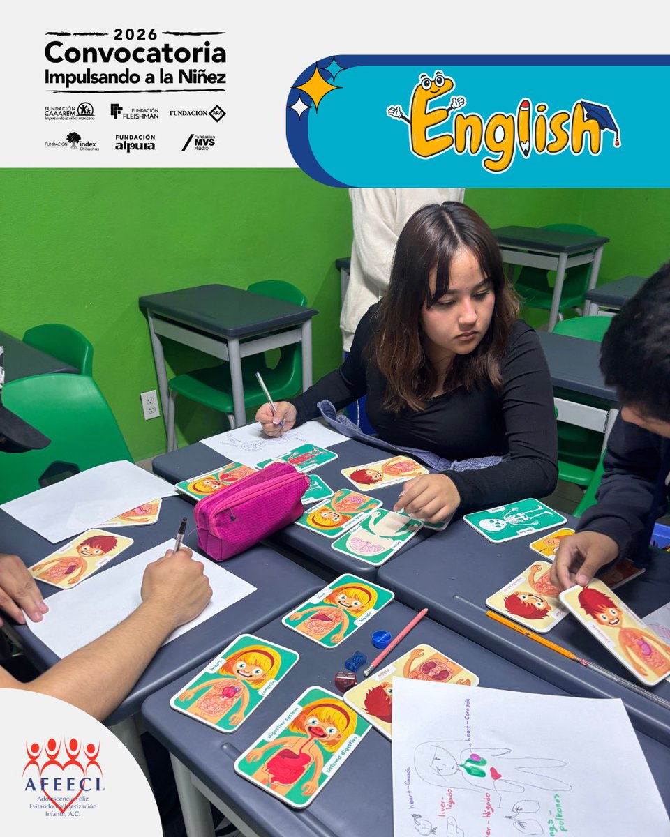 afeeci's tweet photo. En AFEECI, adolescentes aprenden utilizando juegos y tarjetas didácticas, fortaleciendo su vocabulario y habilidades de aprendizaje.
Este programa es posible gracias a la Alianza Impulsando a la Niñez. 
 “Learning is fun when we explore together.”

#AFEECI #ImpulsandoALaNiñez https://t.co/h63314ZyJL