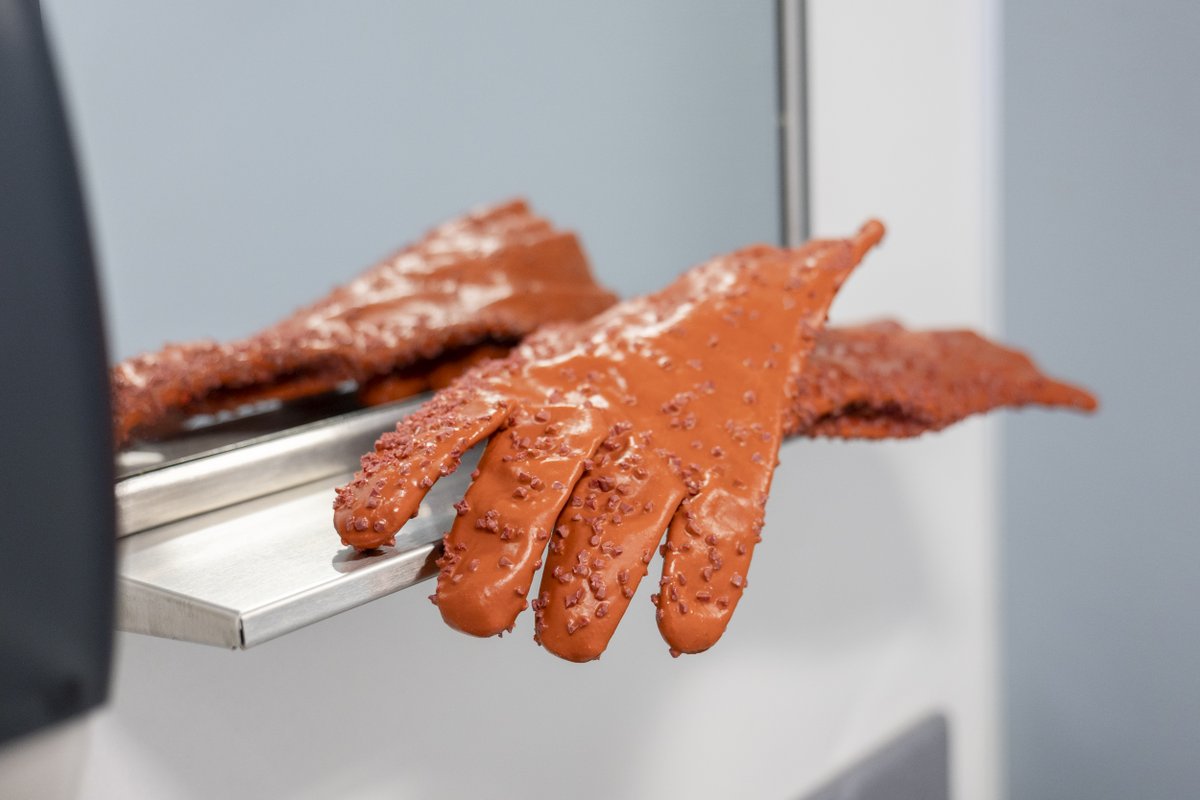 📷 Clearing drains? Use the gloves #plumbers trust.
📷 Non-slip PVC chip grip
📷 Chemical resistant
📷 Mid-forearm protection
Perfect for drain cleaning, snaking cables, and tough #plumbing jobs.
On sale now for only $19.99.  #DrainSnakeGloves