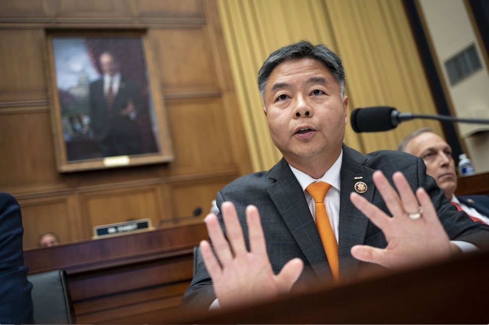 Gain of Fauci tweet media