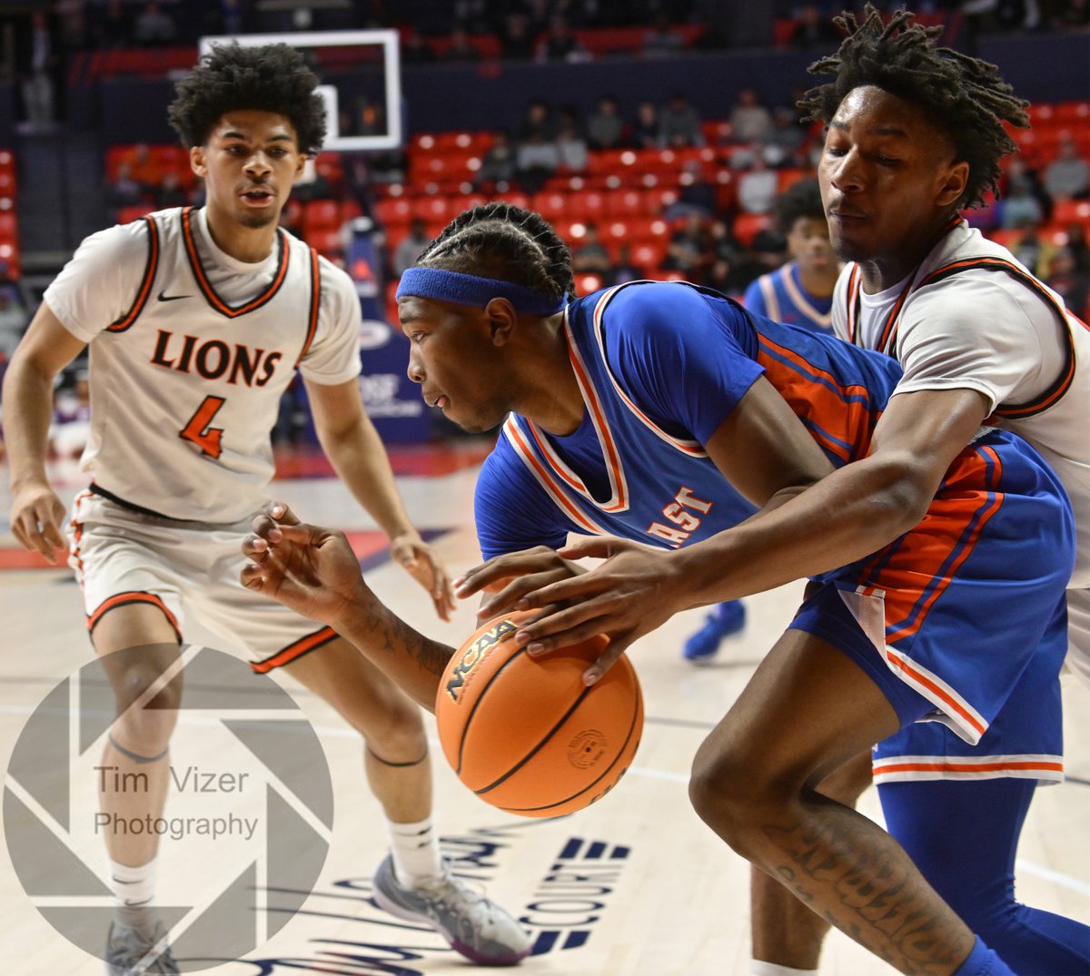 TimVizerPhoto tweet media