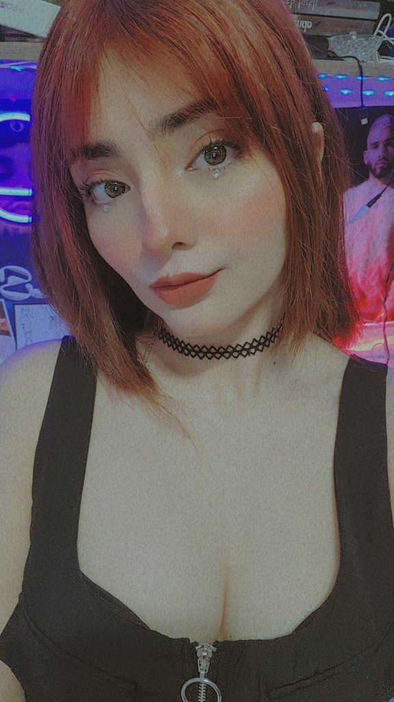 LixzzyFPS tweet media