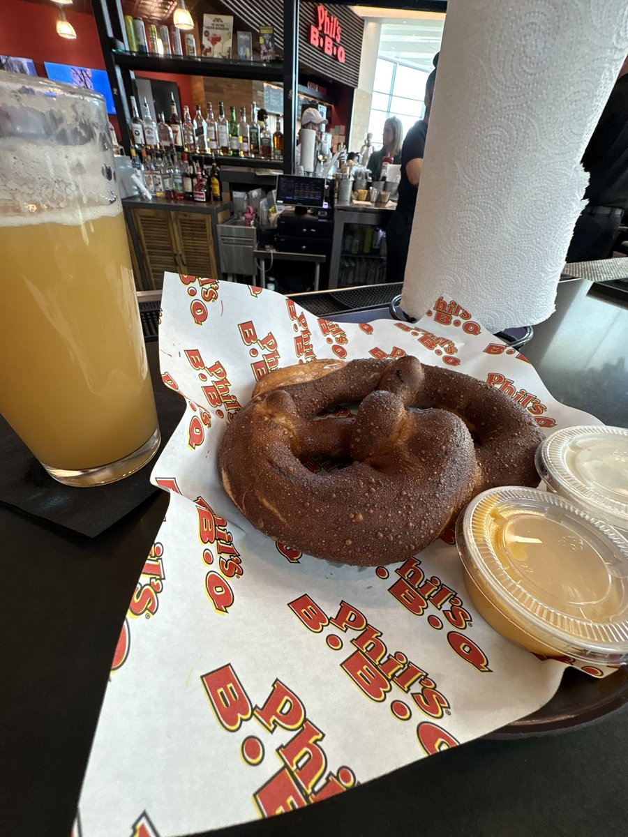 bobastah tweet media