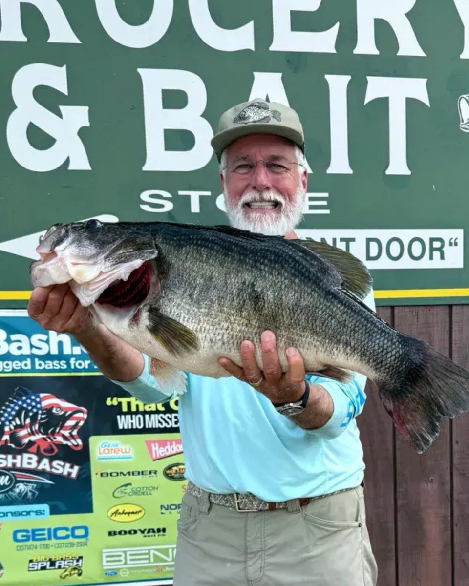 Field & Stream tweet media