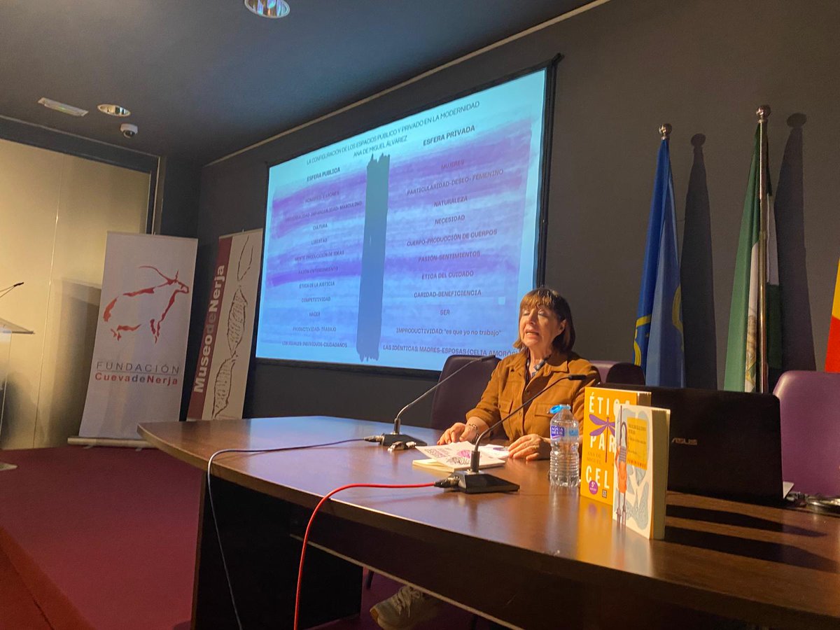 Museo de Nerja tweet media