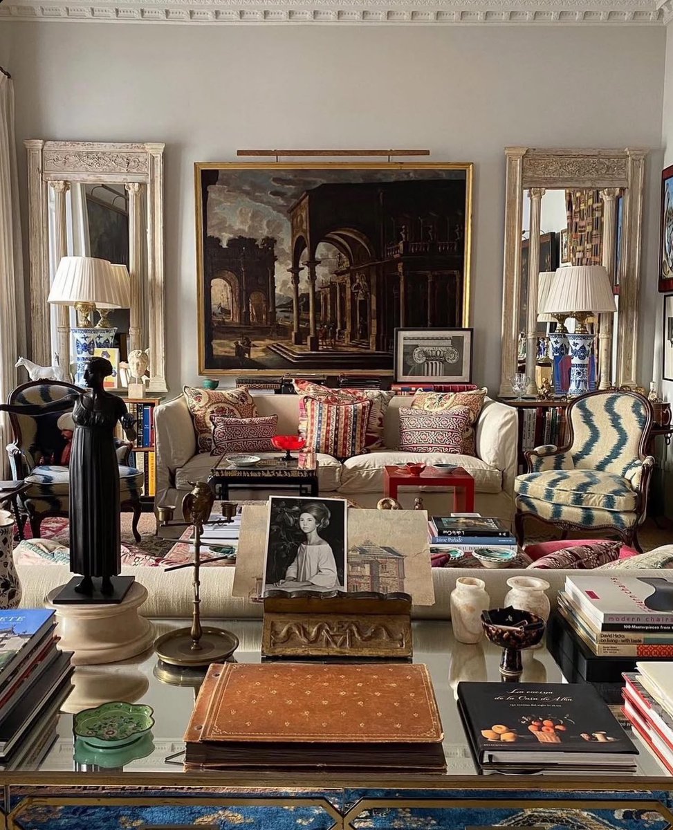 PepijnDemortier's tweet photo. The organized chaos is the epitome of Western taste and civilization. Much of contemporary minimalism is nothing more than Andrew Tate–inspired third-world slop. You are not ‘grinding’ bro, you’re just kind of a dork. https://t.co/ubCxjewOaR