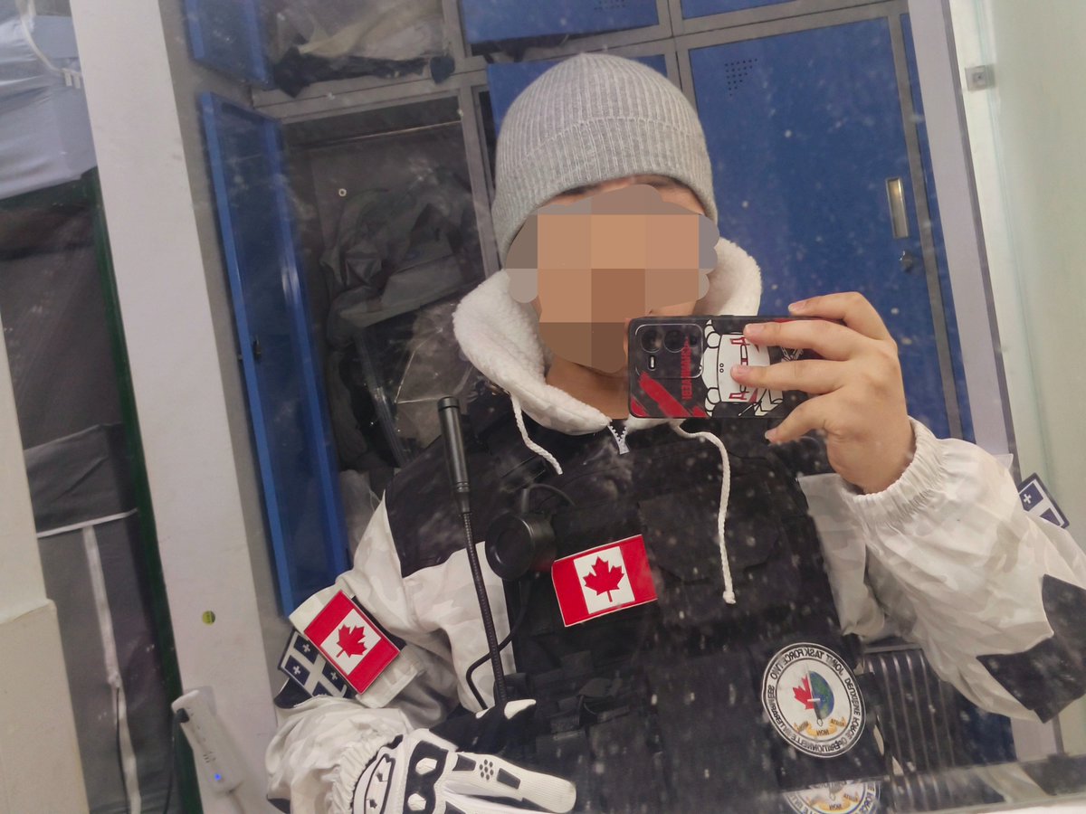 MoussaRex's tweet photo. new cosplay
#RainbowSixSiege #Buck https://t.co/PiUNaa1MJ3