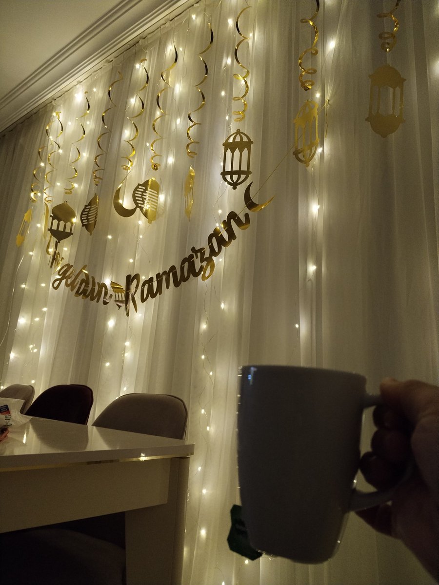 mrsEsmane's tweet photo. Bebeğimi uyutup akşam keyif yapayım dedim ama bilin bakalim yine kimin  uykusu  geldi erkenden😴🫩💤 https://t.co/ZsGMXKi1AL