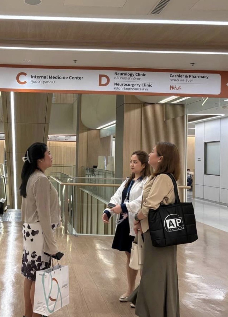 APCompaniesGS's tweet photo. Great week working with clients and hospital partners across Asia. AP Companies continues to strengthen its presence and medical networks across the region. 🌏 https://t.co/4ZUuHNgMx6