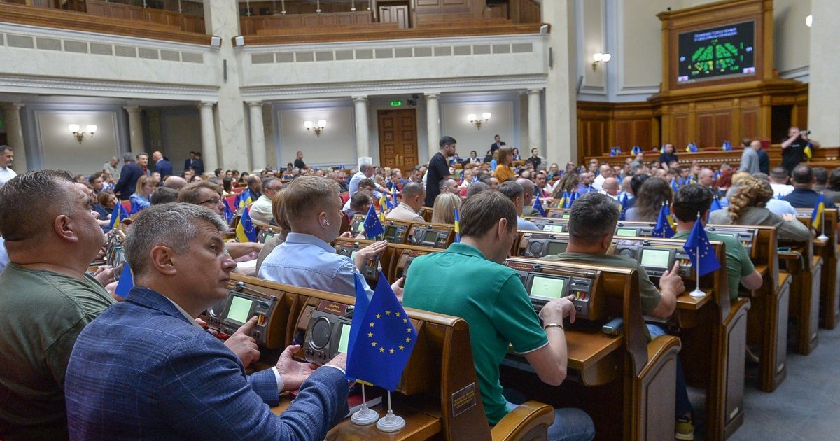 Фокус tweet media