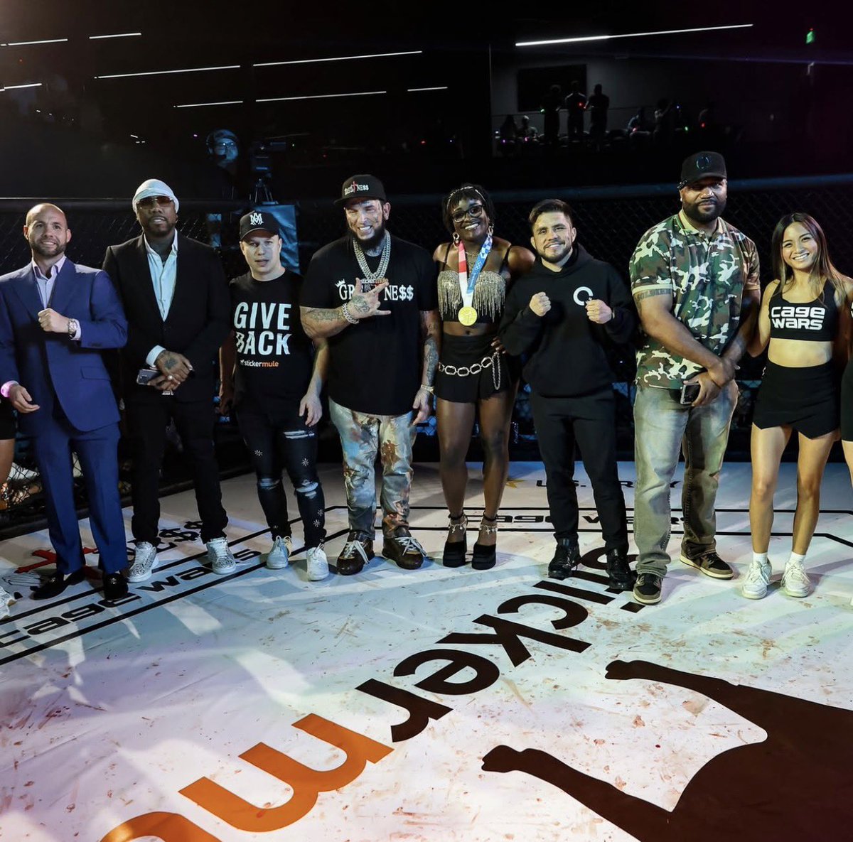 Sticker Mule tweet media