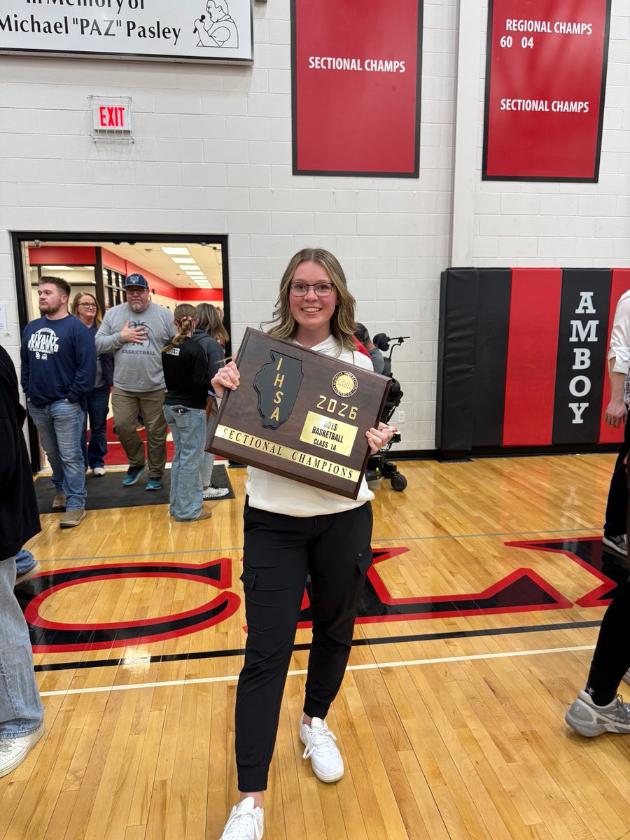 IC T-Wolves ™ tweet media