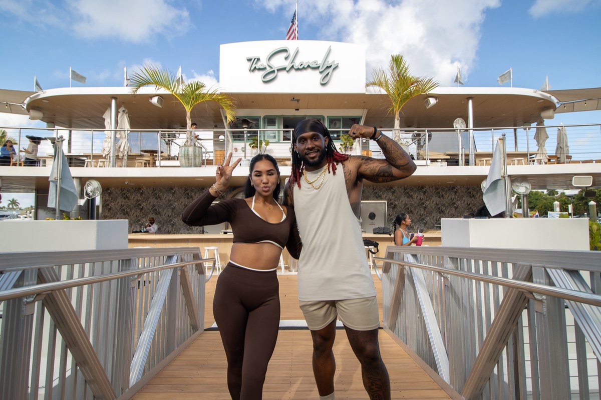 stantonshots's tweet photo. The Social Reset | shot for Alexander Mattison.

#photography #nfl #nflfootball #miami #miamidolphins #sportsphotography #alexandermattison #raiders #vikings https://t.co/gIitnM9aye