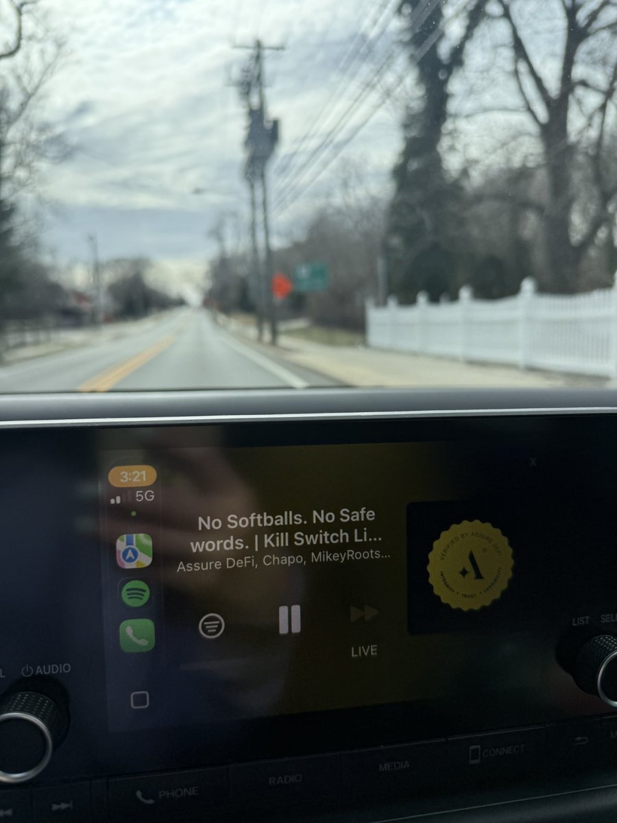 Danielle tweet media