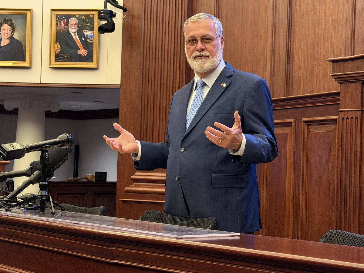 Dara Kam tweet media