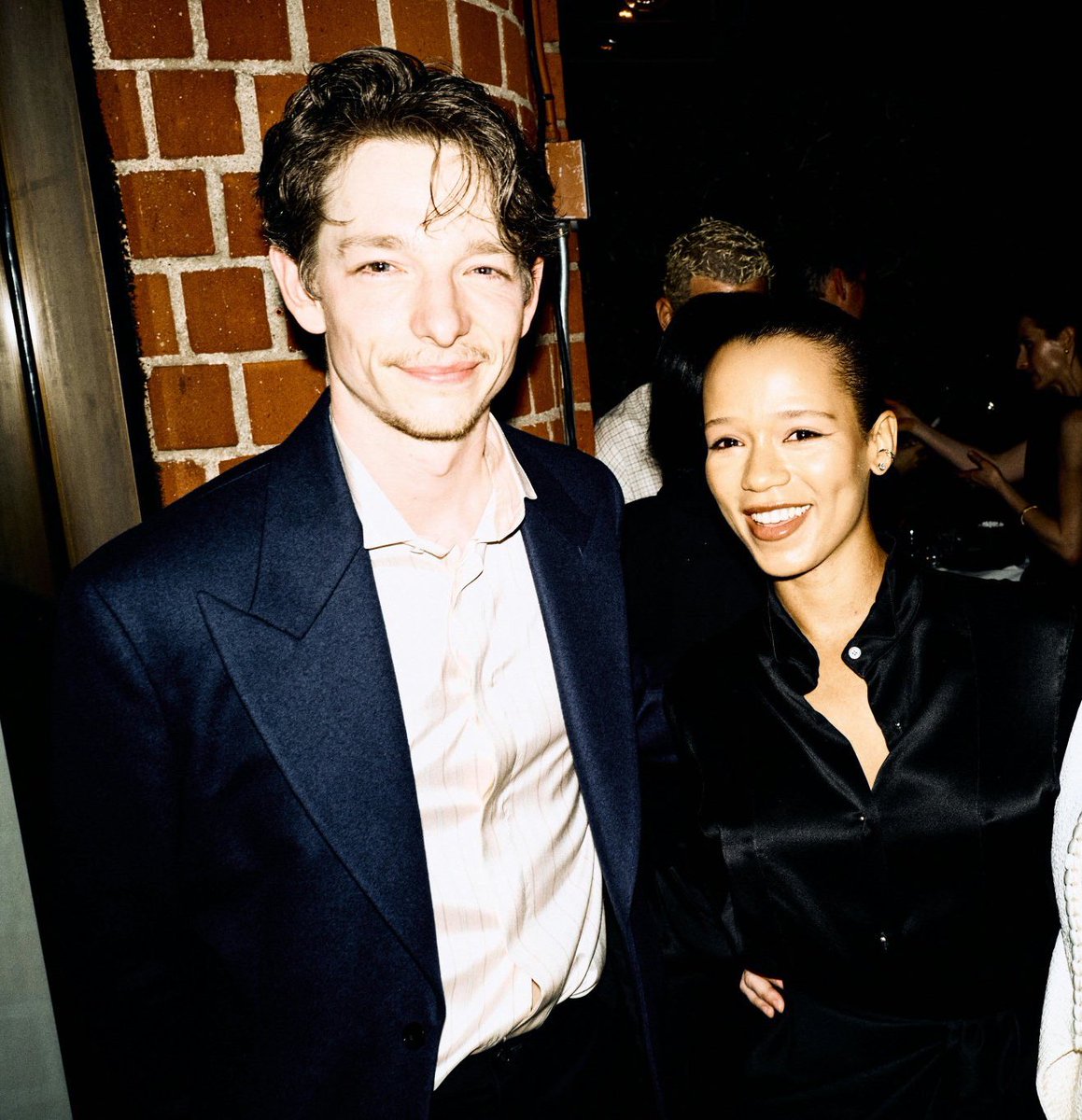 mikefaistfiles's tweet photo. Dior brand ambassadors Mike Faist and Taylor Russell at Dior’s Oscars Dinner https://t.co/d6qJILxL82