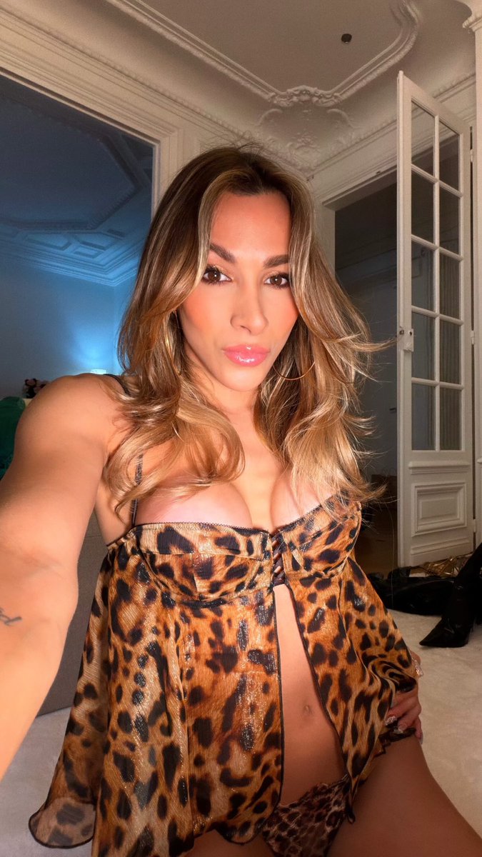 onlyfans.com/alicealves