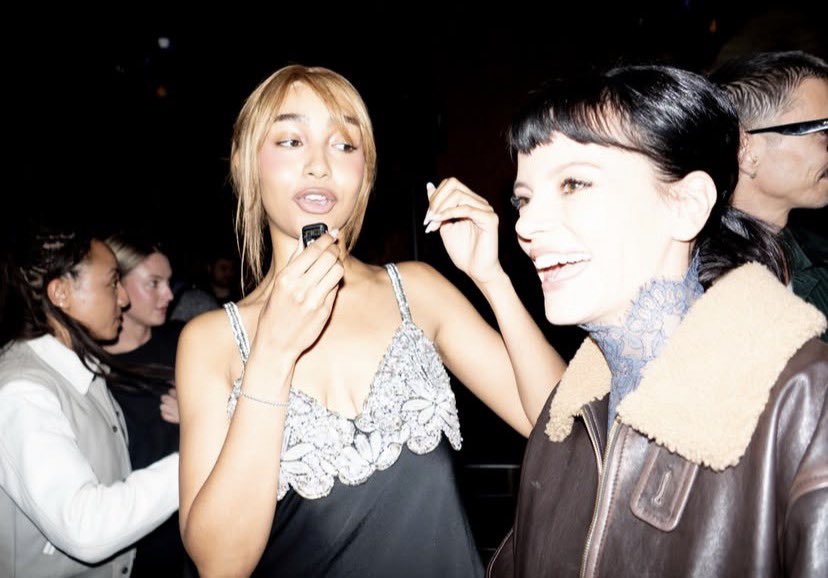 pinkpantheress pics ᢉ𐭩 tweet media