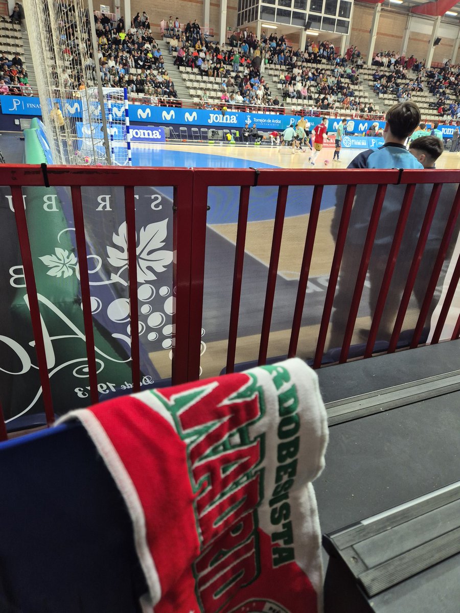 danielpefer's tweet photo. Vamos @CordobaFutsal!
@a4cientos apoyando al equipo en tierras madrileñas https://t.co/NijBjCuGAK