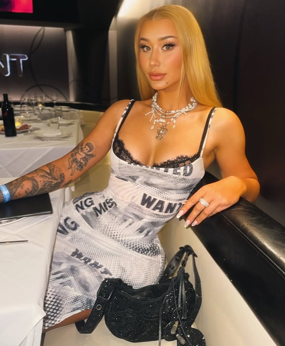 IGGY AZALEA SOURCE tweet media